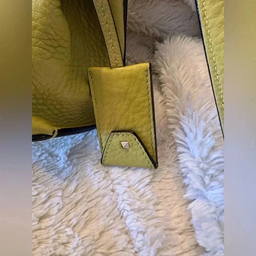 Valentino Garavani Rockstud Chartreuse Pebbled Leather Satchel Bag – EUC